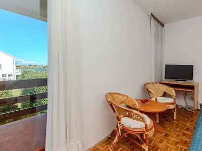 Ferienwohnung für 4 Personen (53 m²) in Privlaka 6/10