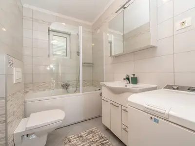 Ferienwohnung für 6 Personen (52 m²) in Privlaka 10/10