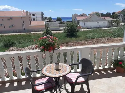 Ferienwohnung für 4 Personen (35 m²) in Privlaka 1/8