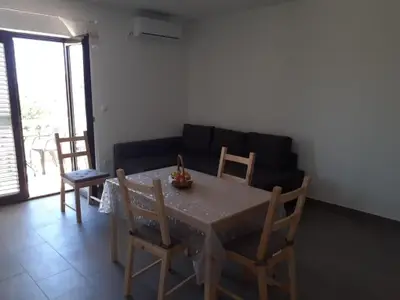 Ferienwohnung für 4 Personen (35 m²) in Privlaka 5/8