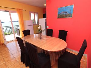 Ferienwohnung für 6 Personen (72 m²) in Prizba
