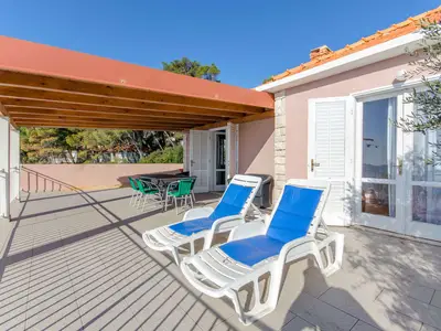 Ferienwohnung für 7 Personen (120 m²) in Prizba 4/10