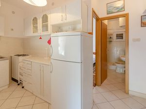 23927797-Ferienwohnung-4-Prizba-300x225-1