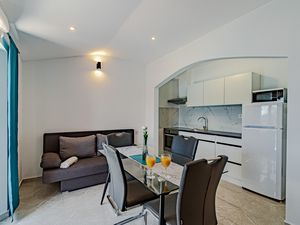 23934363-Ferienwohnung-4-Prizba-300x225-3