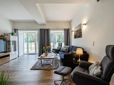 Ferienwohnung für 6 Personen (102 m²) in Binz (Ostseebad) 1/10