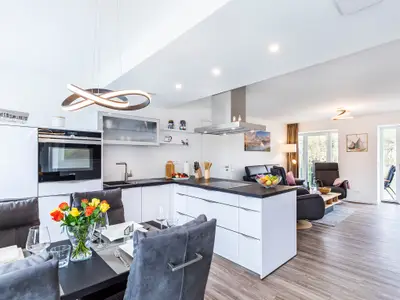 Ferienwohnung für 4 Personen (90 m²) in Binz (Ostseebad) 1/10