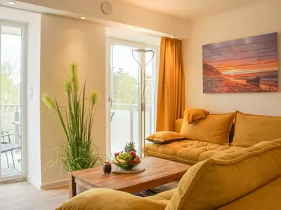 Ferienwohnung für 6 Personen (78 m²) in Binz (Ostseebad) 1/10