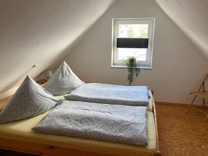 23968798-Ferienwohnung-3-Pruchten-300x225-3