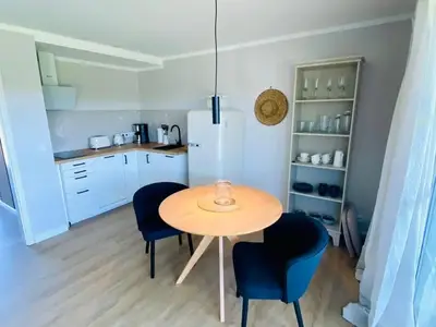 Küche mit Essbereich