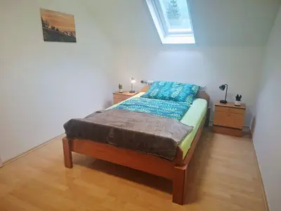 Schlafzimmer 2
