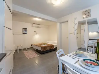 Ferienwohnung für 2 Personen in Pučišća 9/10