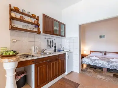 Ferienwohnung für 2 Personen in Pučišća 9/10