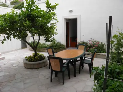 Ferienwohnung für 4 Personen (60 m²) in Pučišća 1/10