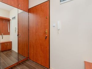 24021208-Ferienwohnung-4-Puck-300x225-3