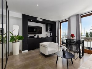 24035941-Ferienwohnung-4-Puerto Banus-300x225-1