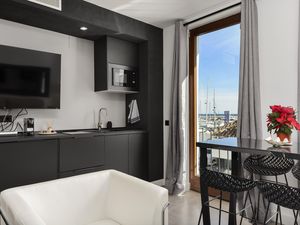 24035941-Ferienwohnung-4-Puerto Banus-300x225-2