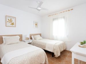 23914353-Ferienwohnung-4-Puerto de Santiago-300x225-2