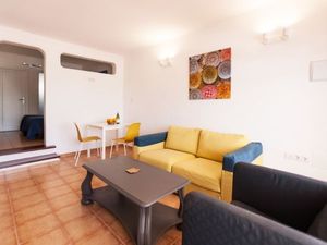 23140521-Ferienwohnung-2-Puerto del Carmen-300x225-3