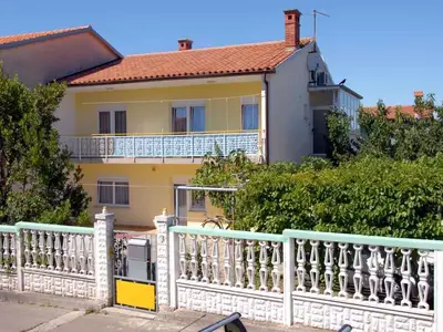 Ferienwohnung für 6 Personen (75 m²) in Pula (Istarska) 1/10