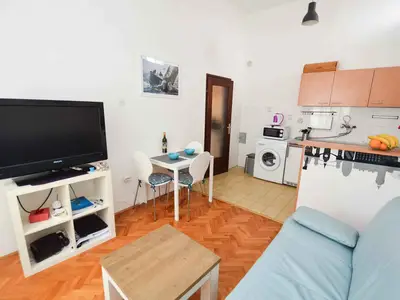 Ferienwohnung für 2 Personen (30 m²) in Pula (Istarska) 2/10