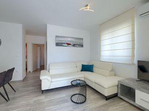 23676328-Ferienwohnung-5-Pula (Istarska)-300x225-2