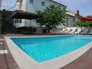 Ferienwohnung für 7 Personen (102 m²) in Pula (Istarska)