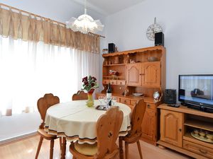 23444986-Ferienwohnung-5-Pula (Istarska)-300x225-3