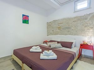 23134577-Ferienwohnung-6-Pula (Istarska)-300x225-3