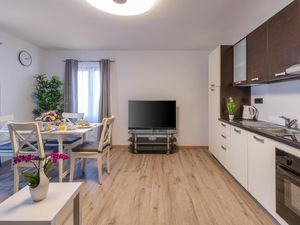 22159347-Ferienwohnung-4-Pula (Istarska)-300x225-2