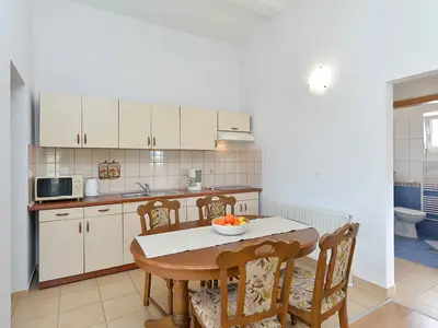 Ferienwohnung für 2 Personen (45 m²) in Štinjan 9/10