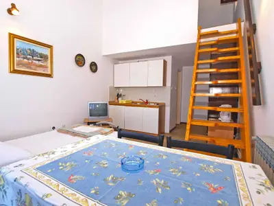 Ferienwohnung für 4 Personen (35 m²) in Štinjan 1/10