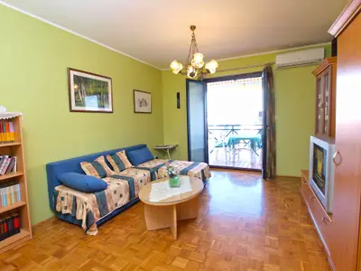 Ferienwohnung für 5 Personen (80 m²) in Pula (Istarska) 1/10