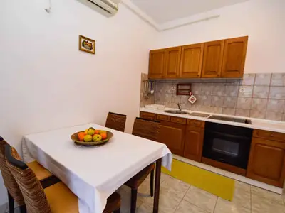 Ferienwohnung für 4 Personen (53 m²) in Pula (Istarska) 6/10