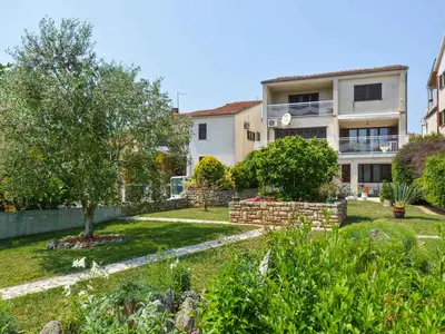 Ferienwohnung für 5 Personen (80 m²) in Pula (Istarska) 1/10