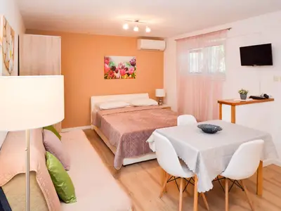 Ferienwohnung für 2 Personen (30 m²) in Štinjan 7/10