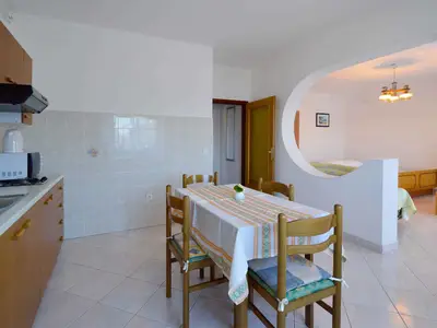 Ferienwohnung für 3 Personen (40 m²) in Štinjan 8/10
