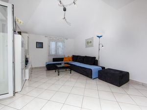 18980086-Ferienwohnung-4-Pula (Istarska)-300x225-3