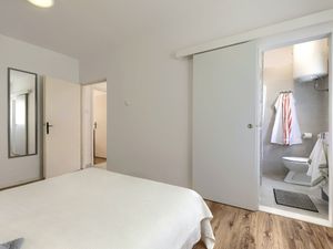 23856252-Ferienwohnung-6-Pula (Istarska)-300x225-5