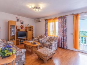 23721593-Ferienwohnung-10-Pula (Istarska)-300x225-1