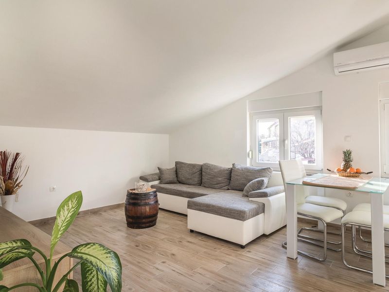 23736571-Ferienwohnung-4-Pula (Istarska)-800x600-2