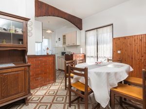 23745482-Ferienwohnung-6-Pula (Istarska)-300x225-5