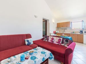 23746667-Ferienwohnung-2-Pula (Istarska)-300x225-2