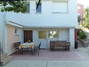 23747305-Ferienwohnung-5-Pula (Istarska)-300x225-4