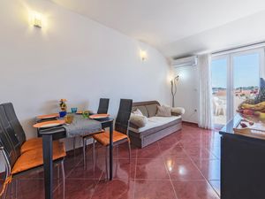 23753562-Ferienwohnung-4-Pula (Istarska)-300x225-2