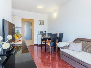 23753562-Ferienwohnung-4-Pula (Istarska)-300x225-3