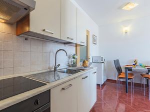 23753562-Ferienwohnung-4-Pula (Istarska)-300x225-4