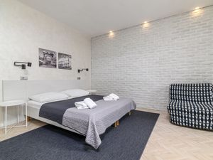 23781844-Ferienwohnung-2-Pula (Istarska)-300x225-5