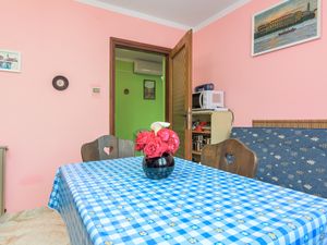 23932368-Ferienwohnung-3-Pula (Istarska)-300x225-2