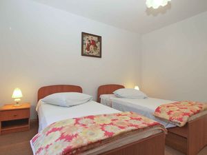 23954736-Ferienwohnung-6-Pula (Istarska)-300x225-2