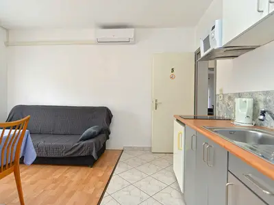 Ferienwohnung für 3 Personen (30 m²) in Štinjan 1/10